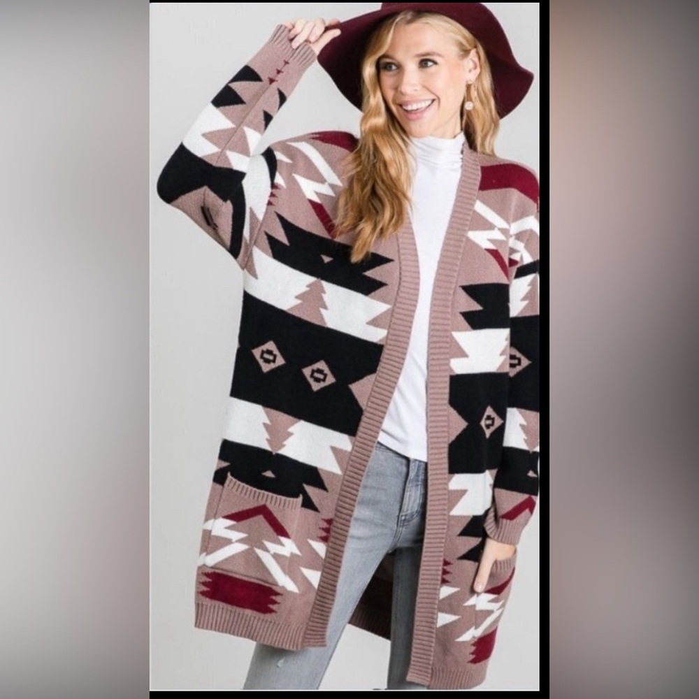 Cardigan Aztec print NWT medium large quality well made